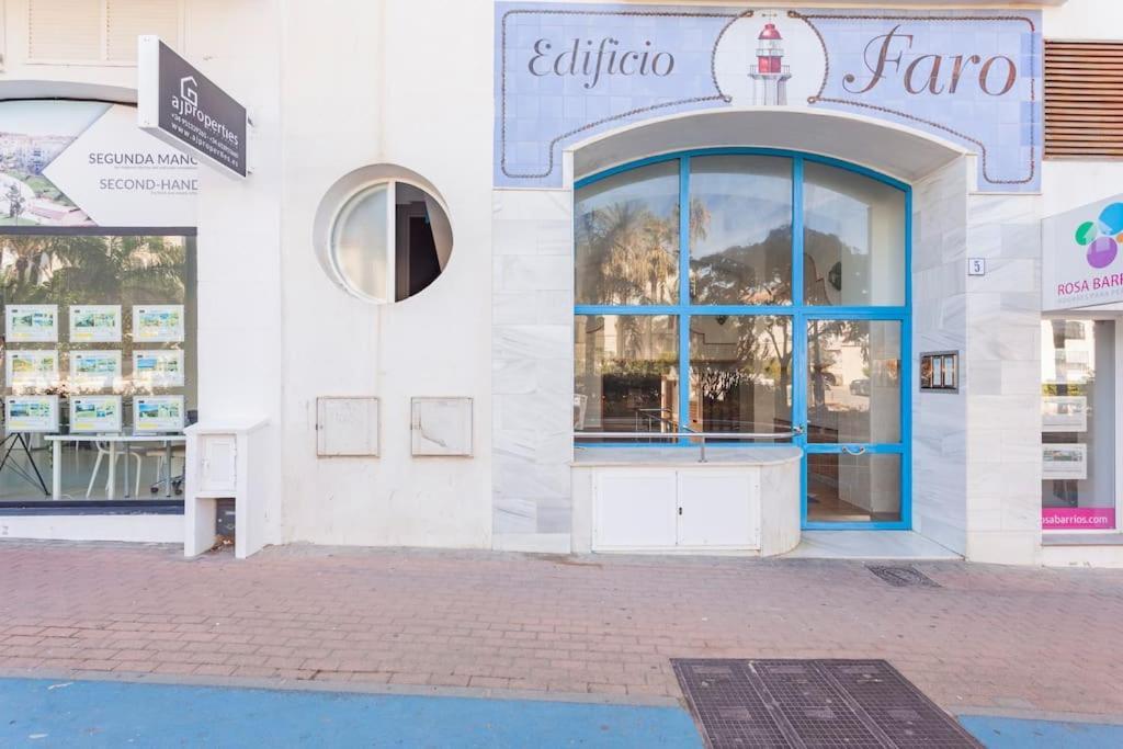 Faro Puerto Estepona Dış mekan fotoğraf